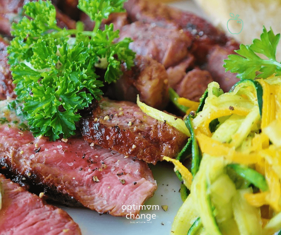 Biefstuksalade met gegrilde peer